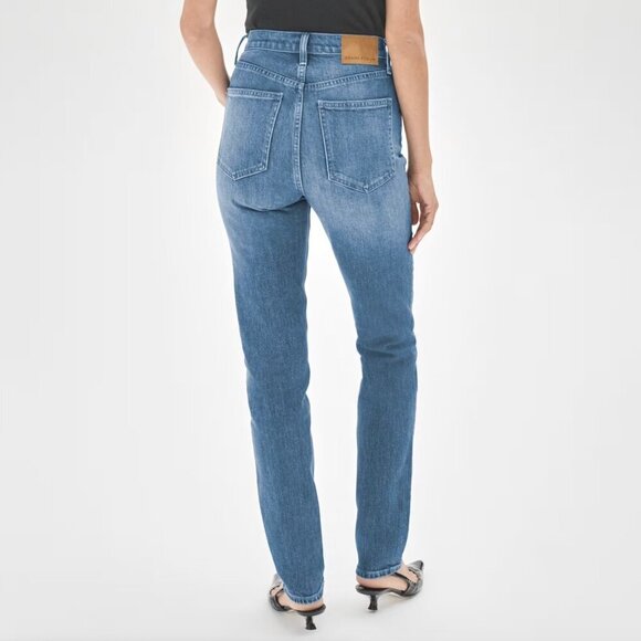 Aritzia Denim Forum The Yoko High Rise Slim Jeans Blue Wash Size 28 - Picture 2 of 9